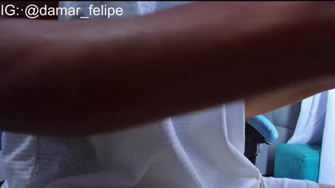 Snapshot of damar_felipe chatting on February 7, 1:58 am damar_felipe online show from February 7, 1:58 am