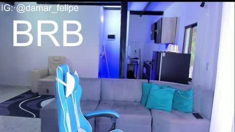 Snapshot of damar_felipe chatting on February 7, 12:06 pm damar_felipe online show from February 7, 12:06 pm