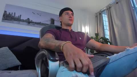 DAMIAN online show from February 5, 12:23 pm