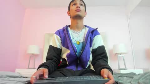 Damian Garcia online show from May 12, 3:04 am