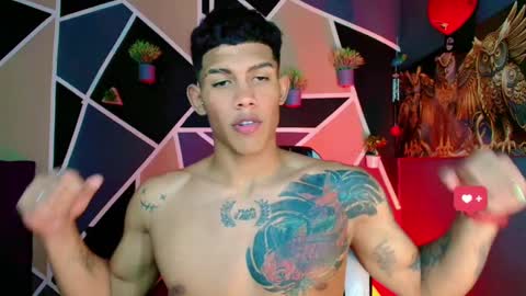 Snapshot of damian_latinxxx chatting on February 21, 5:02 am Damian online show from February 21, 5:02 am