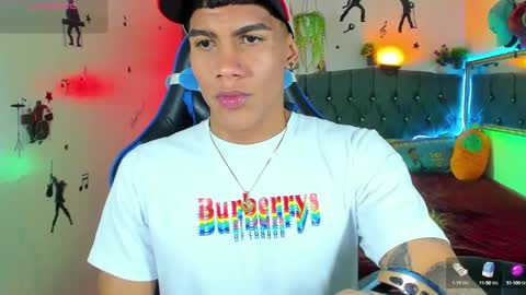 Snapshot of damian_latinxxx chatting on September 22, 5:07 am Damian online show from September 22, 5:07 am