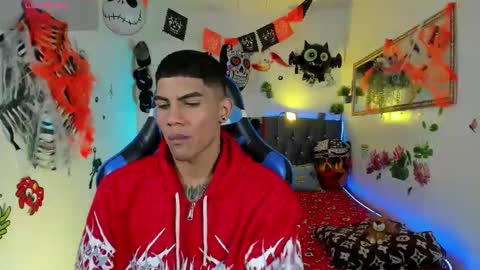 Snapshot of damian_latinxxx chatting on October 22, 3:10 am Damian online show from October 22, 3:10 am