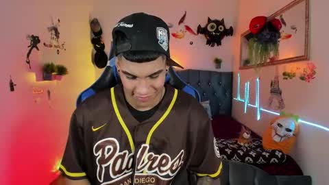 Snapshot of damian_latinxxx chatting on November 2, 4:06 am Damian online show from November 2, 4:06 am