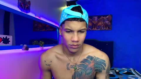 Snapshot of damian_latinxxx chatting on January 27, 7:14 am Damian online show from January 27, 7:14 am