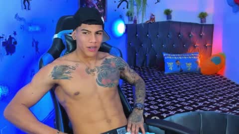Snapshot of damian_latinxxx chatting on September 12, 4:34 am Damian online show from September 12, 4:34 am