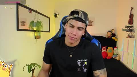 Damian online show from March 12, 3:25 am