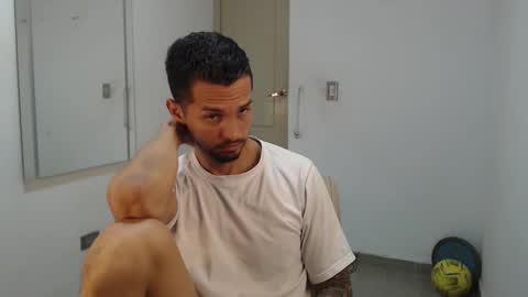 Damian online show from October 7, 4:00 pm