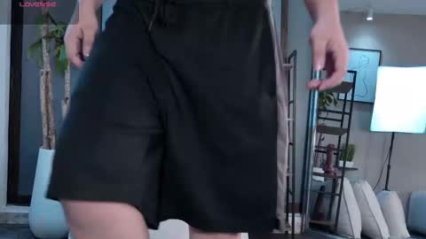 damian_salvatoree online show from October 5, 5:22 am
