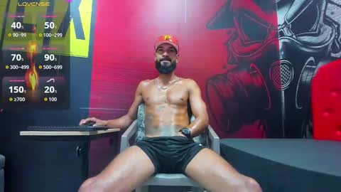 Snapshot of damian_shakur chatting on September 19, 4:07 pm damian_shakur online show from September 19, 4:07 pm