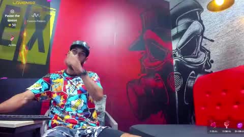 Snapshot of damian_shakur chatting on September 25, 11:20 am damian_shakur online show from September 25, 11:20 am
