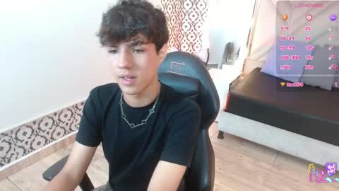 damian_tay online show from April 24, 12:40 pm