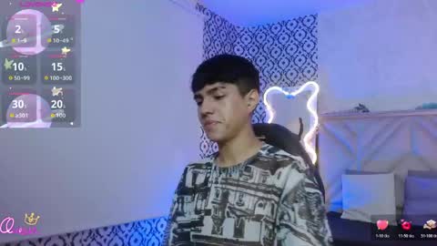 damian_tay online show from June 6, 11:49 am