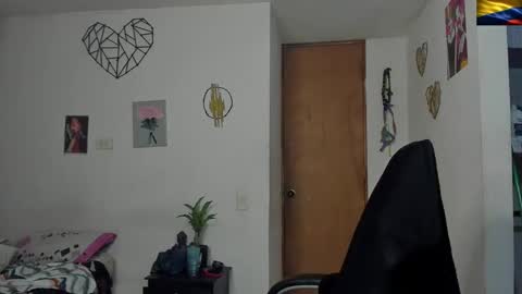 Snapshot of damian_torner chatting on December 11, 11:21 am Damian torner online show from December 11, 11:21 am