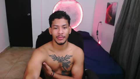 instagram damiannreed. online show from April 21, 1:17 pm