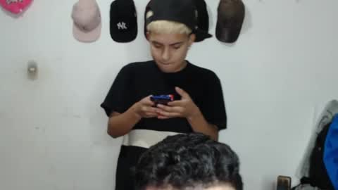 damiansexyboy69 online show from November 26, 5:21 am