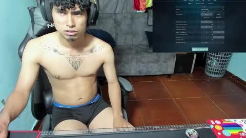 DAMIAN Y SANTI online show from February 2, 7:55 pm