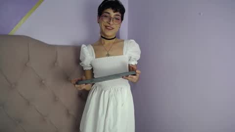 Snapshot of damiian21_ chatting on March 1, 2:23 pm Damiian21 online show from March 1, 2:23 pm