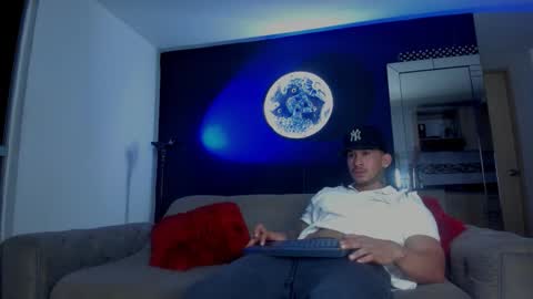 INSTAGRAM  DAMMIANMILLEROFICIAL online show from February 12, 12:38 am