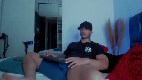 Snapshot of dammianmilleroficial chatting on September 21, 1:28 am INSTAGRAM DAMMIANMILLEROFICIAL online show from September 21, 1:28 am