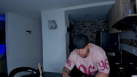 INSTAGRAM  DAMMIANMILLEROFICIAL online show from February 7, 11:50 am