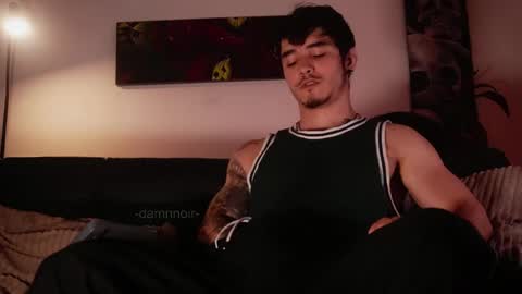 insta damn8   ---         -----  online show from April 17, 11:29 pm