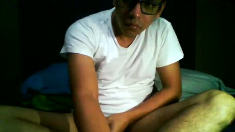 Snapshot of damnsexy0102 chatting on December 2, 12:16 pm DamnSexy0102 online show from December 2, 12:16 pm