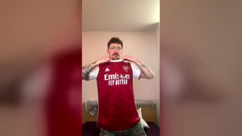 damo111694 online show from March 11, 9:44 pm