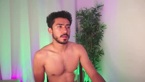 damon_frost online show from April 18, 7:07 pm