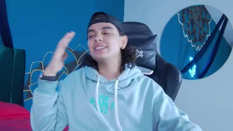 Damon online show from October 22, 1:04 pm