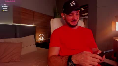 D A M O N online show from November 13, 2:55 pm