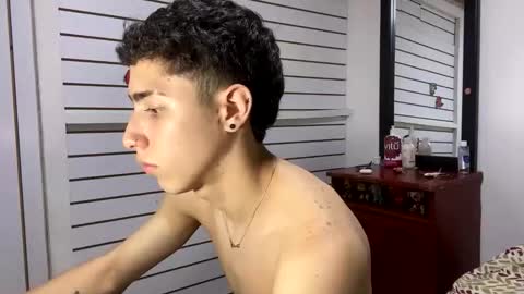 damonx_x online show from February 2, 5:10 pm