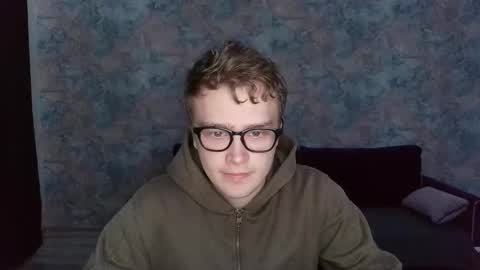 Snapshot of dan_leeroy chatting on September 9, 11:14 pm Dany online show from September 9, 11:14 pm