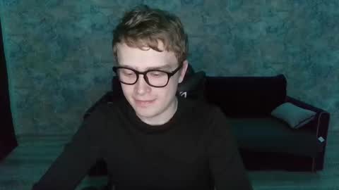 Snapshot of dan_leeroy chatting on September 19, 10:53 pm Dany online show from September 19, 10:53 pm