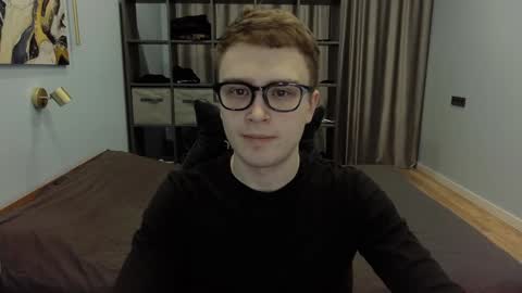 Snapshot of dan_leeroy chatting on December 19, 10:42 pm Dany online show from December 19, 10:42 pm