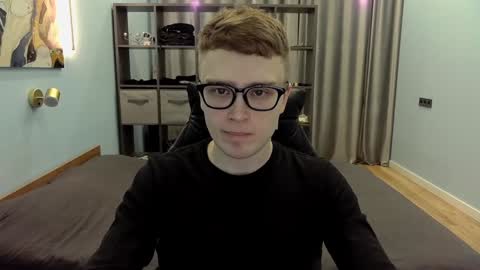 Snapshot of dan_leeroy chatting on February 2, 10:28 pm Dany online show from February 2, 10:28 pm