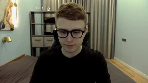 Snapshot of dan_leeroy chatting on January 5, 4:58 am Dany online show from January 5, 4:58 am