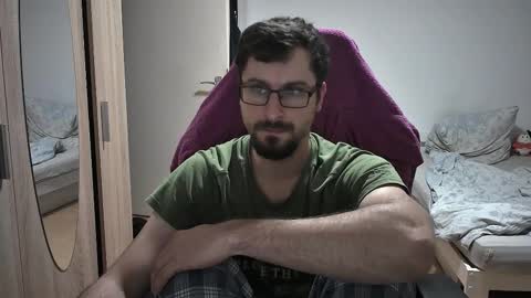 Snapshot of dan_the_man405 chatting on September 27, 6:50 pm King Dan online show from September 27, 6:50 pm