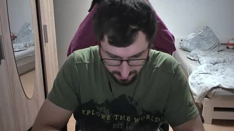 Snapshot of dan_the_man405 chatting on October 1, 8:46 pm King Dan online show from October 1, 8:46 pm