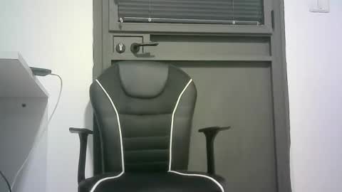 Snapshot of danchub31 chatting on September 23, 11:04 pm danchub31 online show from September 23, 11:04 pm