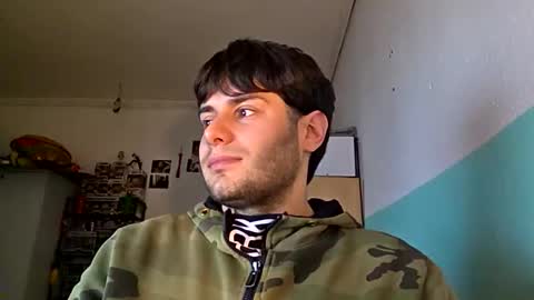 dangreyc4 online show from March 10, 5:19 pm