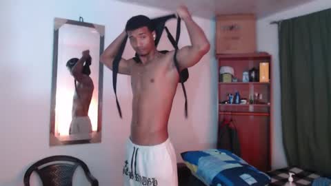 dani_brown19 online show from May 16, 4:32 am