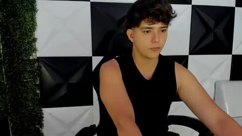 Snapshot of dani_cumboy chatting on September 17, 2:29 pm dani_cumboy online show from September 17, 2:29 pm