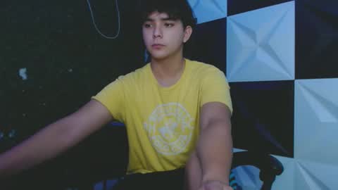 Snapshot of dani_cumboy chatting on March 10, 3:12 am dani_cumboy online show from March 10, 3:12 am