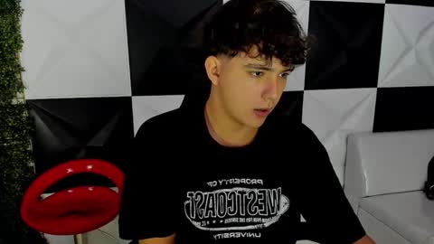 Snapshot of dani_cumboy chatting on September 15, 2:51 pm dani_cumboy online show from September 15, 2:51 pm