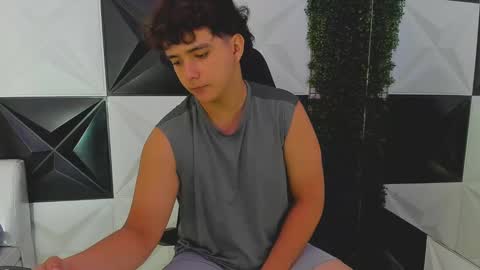 Snapshot of dani_cumboy chatting on September 22, 1:54 pm dani_cumboy online show from September 22, 1:54 pm