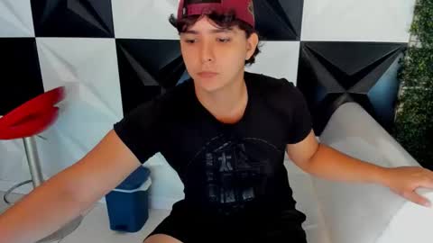 dani_cumboy online show from November 11, 2:33 pm