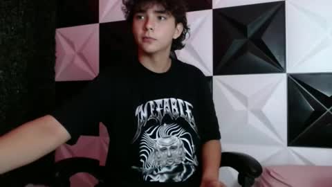 Snapshot of dani_cumboy chatting on December 20, 3:14 am dani_cumboy online show from December 20, 3:14 am