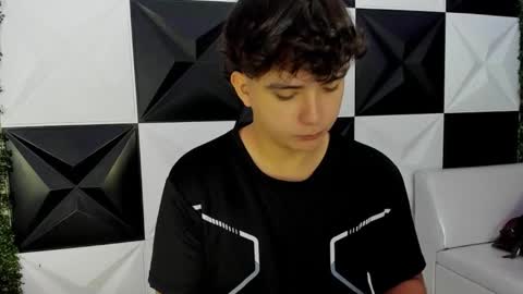 Snapshot of dani_cumboy chatting on September 14, 1:46 pm dani_cumboy online show from September 14, 1:46 pm