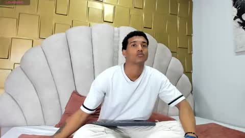 Daniel  online show from October 28, 3:09 am